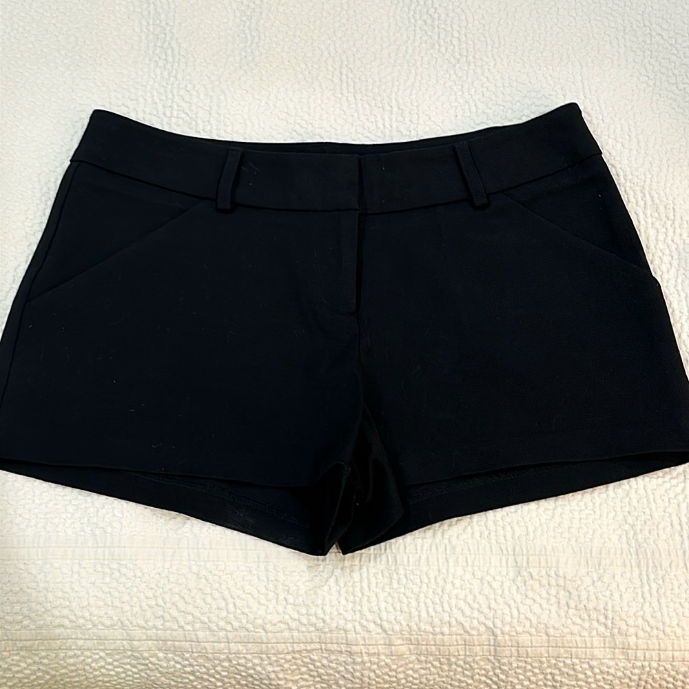 Drew 2.5 inseam shorts sz 6